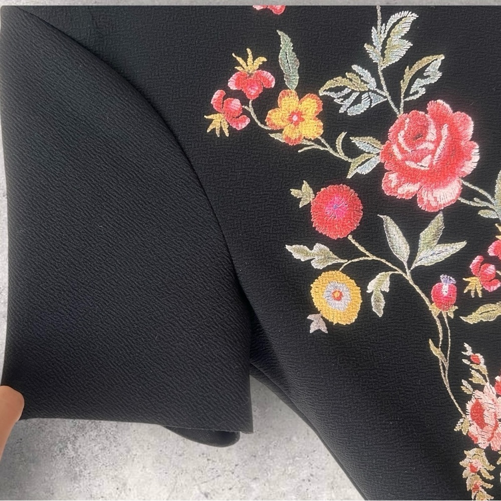 Zara Basic Collection Black Rubberized Embroidery Floral Mini Dress Size M - Picture 6 of 9